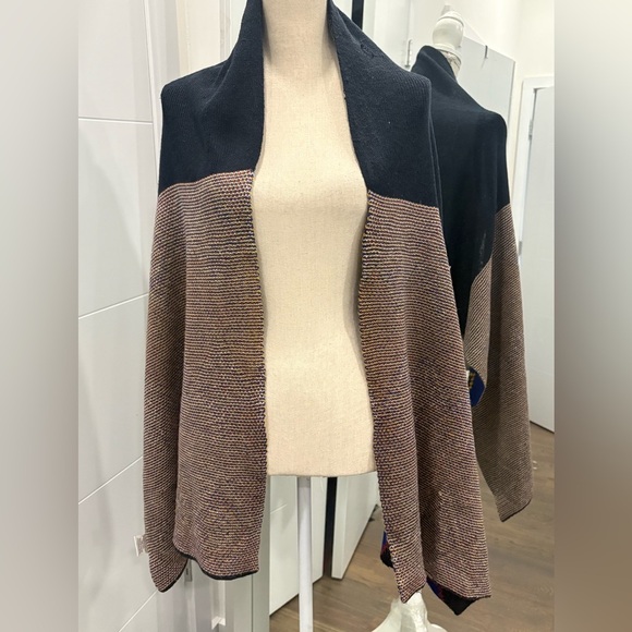 Colorful Knit Scarf - Picture 8 of 11